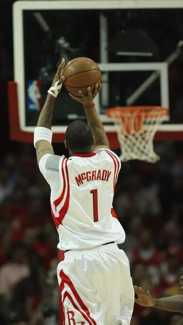 日媒：J2甲府风林45岁后卫山本英臣出轨球队死忠球迷妻子