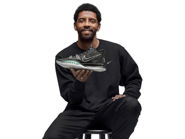 记者：尤文准备接受马赛对小维阿的报价，交易很快完成