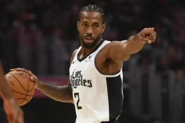 C罗未婚妻乔治娜点赞梅西妻子安东内拉夺冠帖