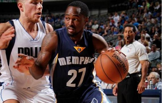 美媒预测本赛季入选全明星概率：里夫斯73%，詹姆斯69%