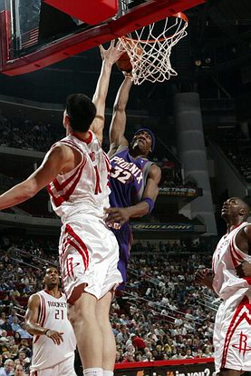 状态火热！杰伦威19中11轰赛季新高25分