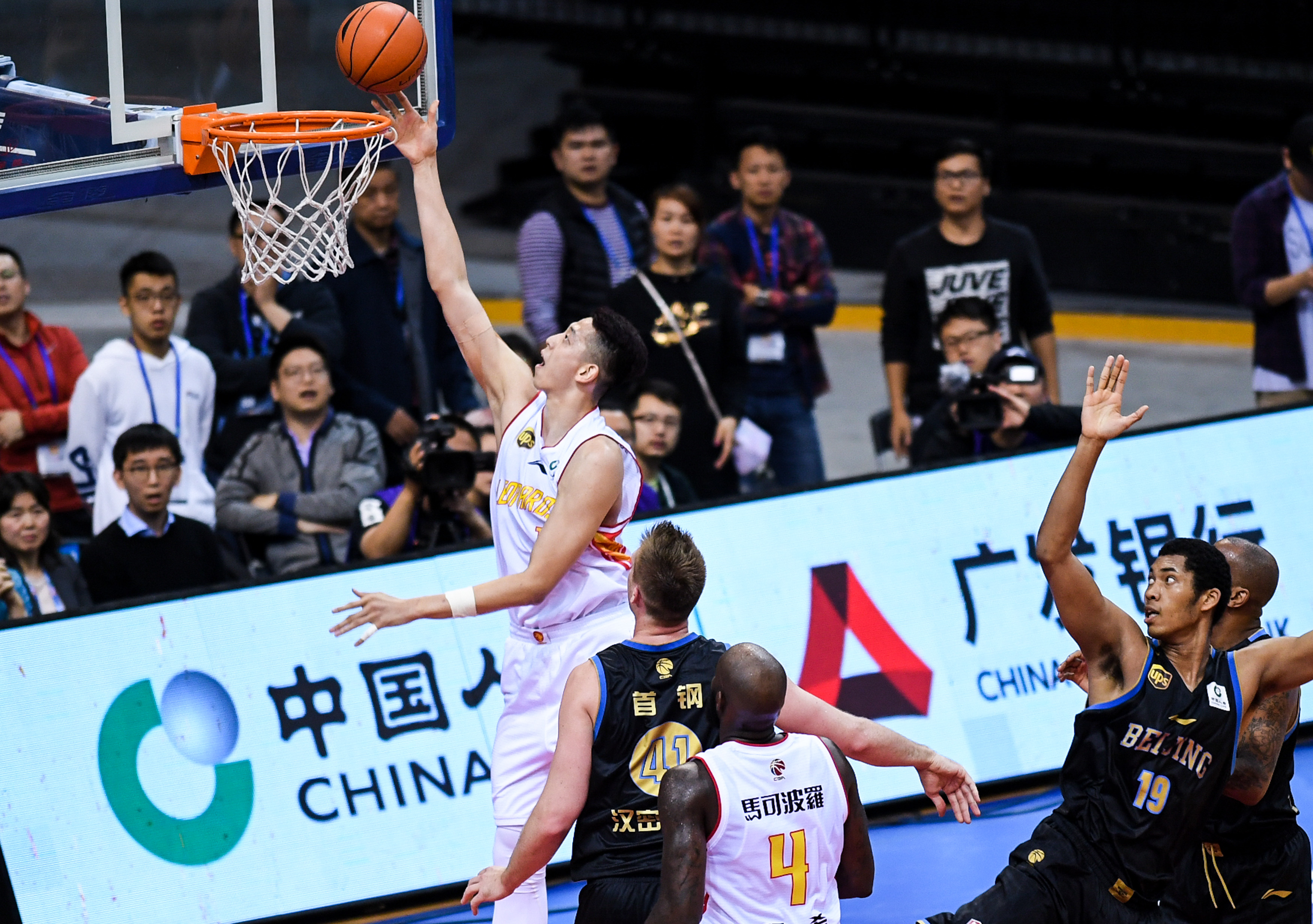 浙江体彩支持乡村体育设施