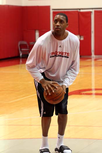 拉米罗：希望和球迷们携手走过低谷；吴少聪发烧需几天恢复