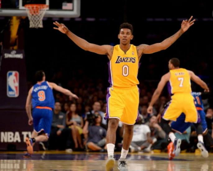 广东3外适配度太高！奎因萨姆纳轮番轰炸，萨林杰态度回暖顶内线