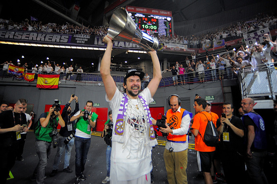 杰伦·格林谈缺席对阵火箭：确实有些失落，这次受伤很不凑巧